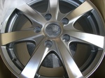 ur8r832.jpg